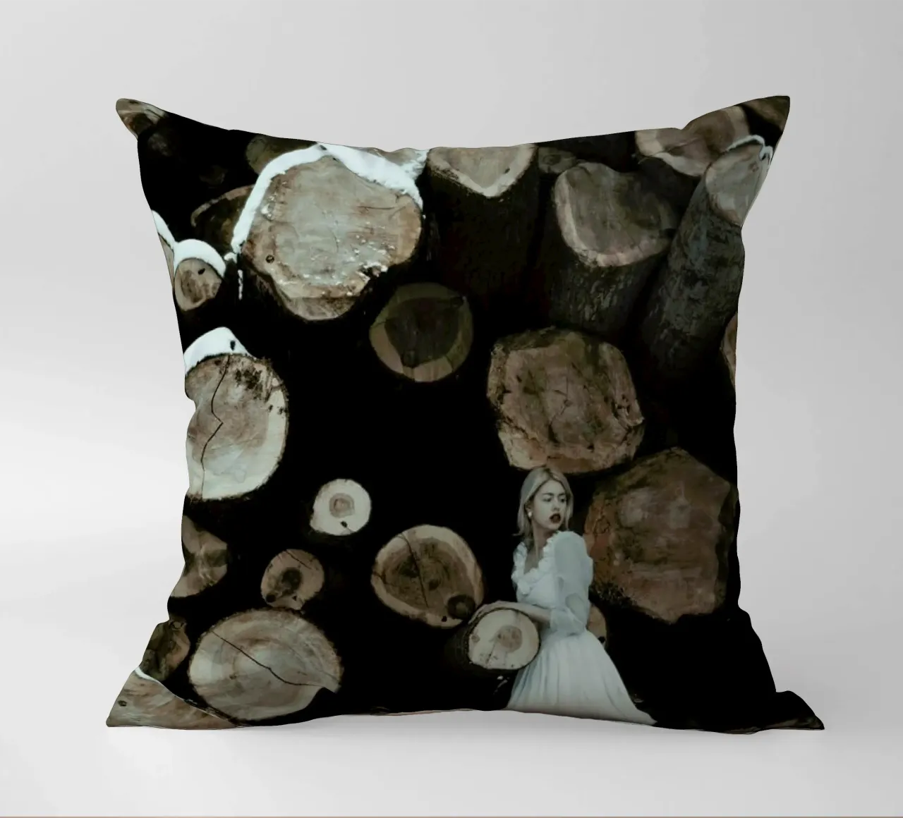 Highness cuscino da Jovana Rikalo