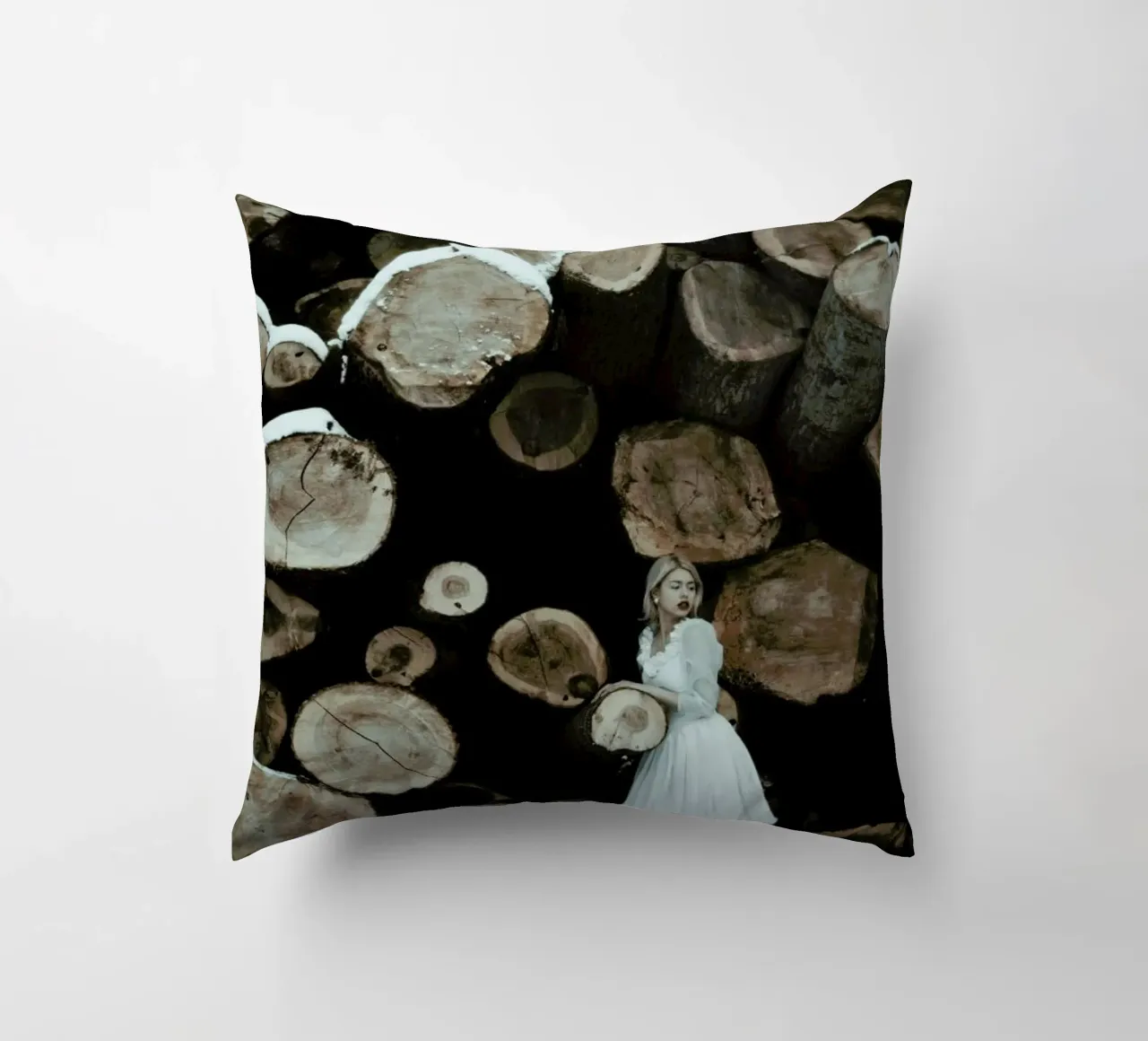 Highness cuscino da Jovana Rikalo