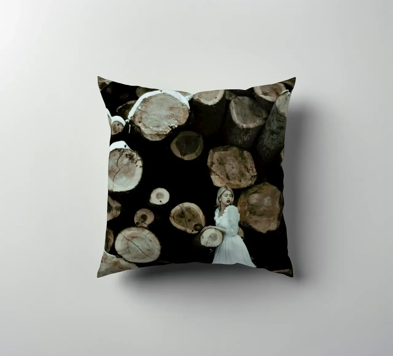 Highness cuscino da Jovana Rikalo