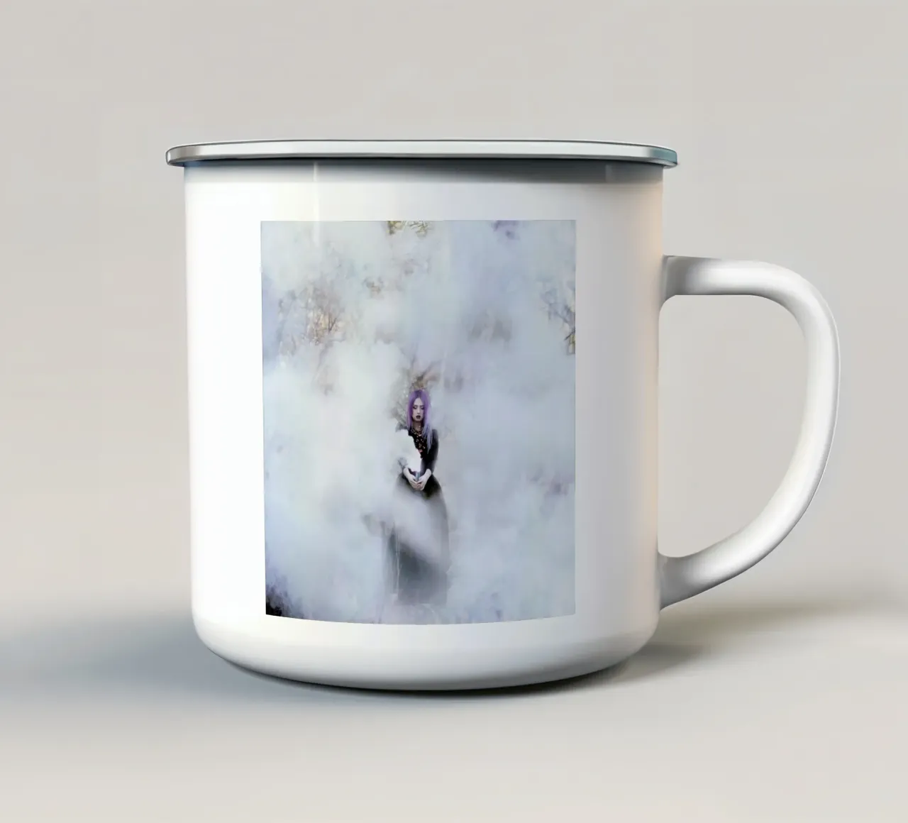Girl In Smoke tazza in smalto da Jovana Rikalo