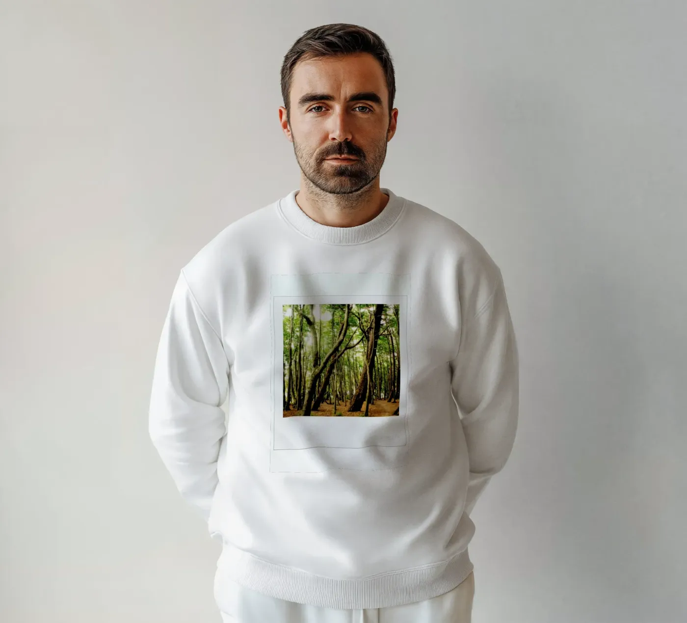 Forest sweatshirt by Lou Garoup