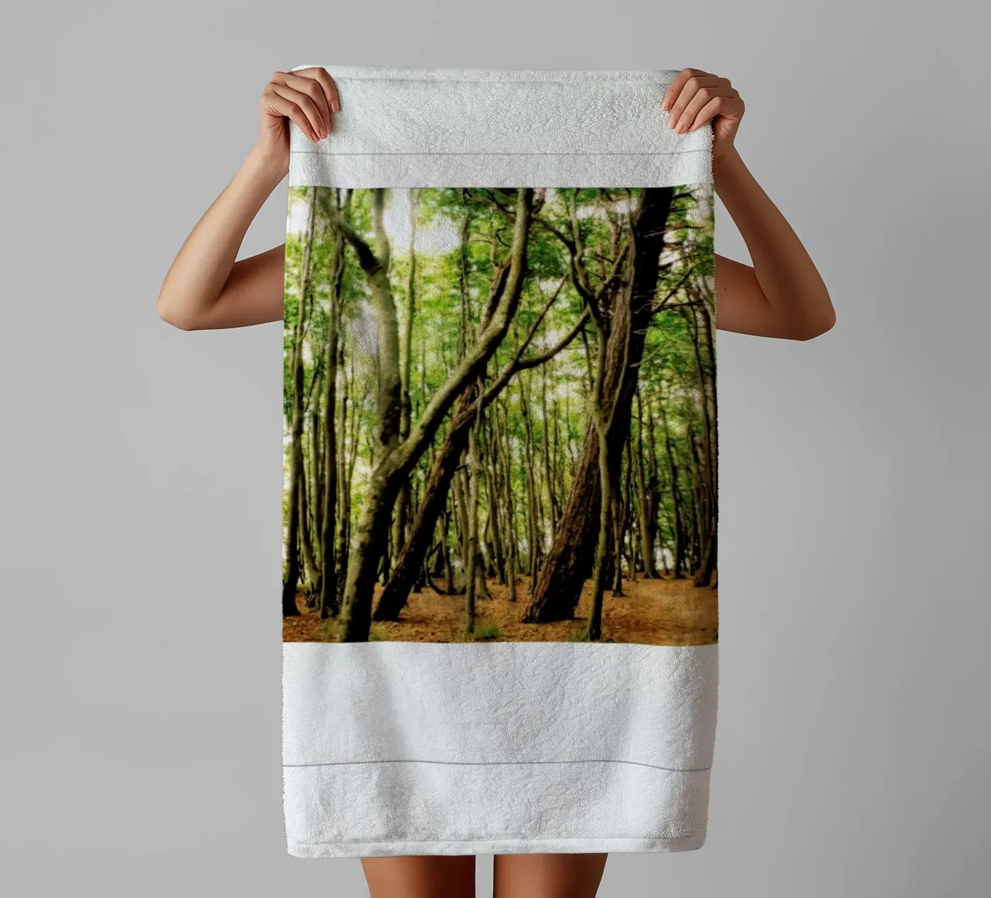 Forest towel by Lou Garoup
