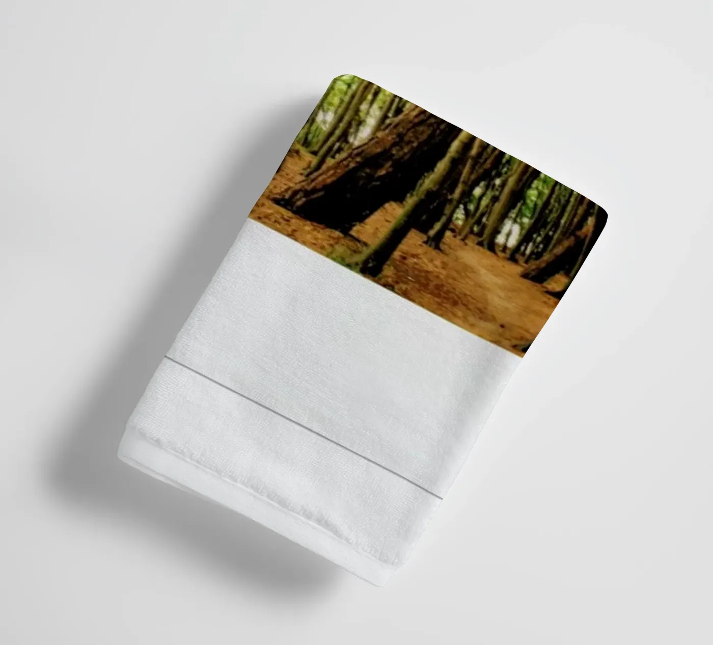 Forest badhanddoek van Lou Garoup