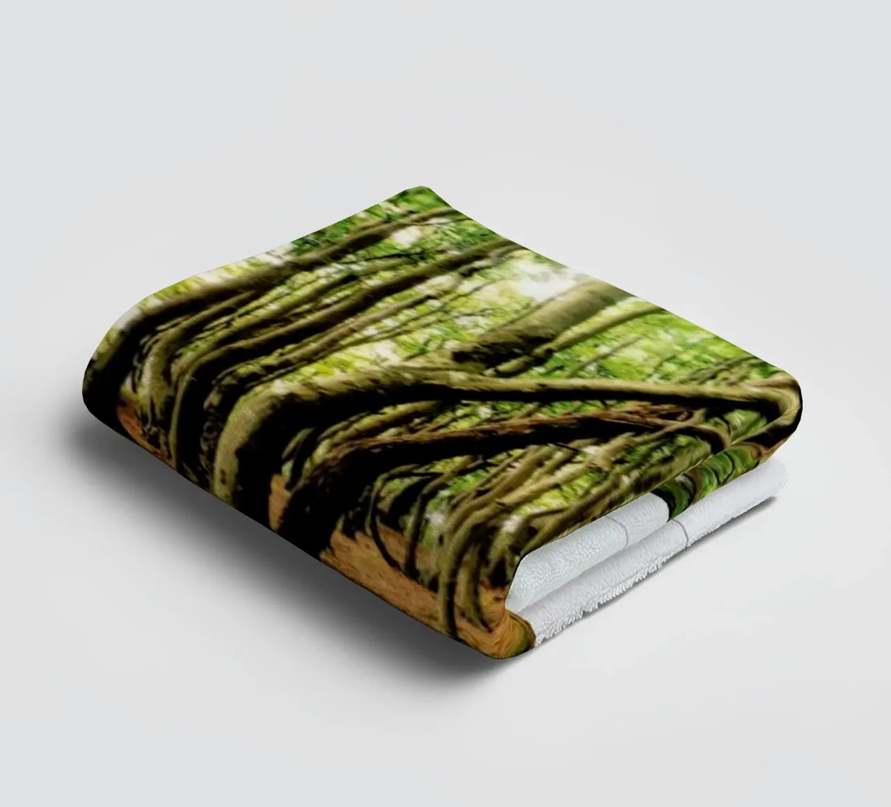 Forest towel by Lou Garoup