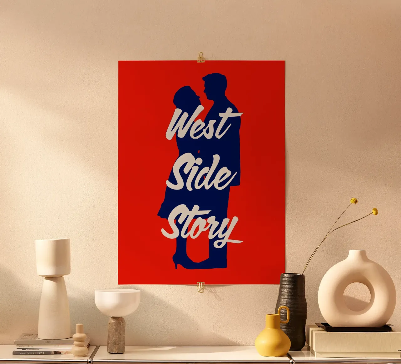 West Side Story poster con telaio in legno da Attaboy Dsgn