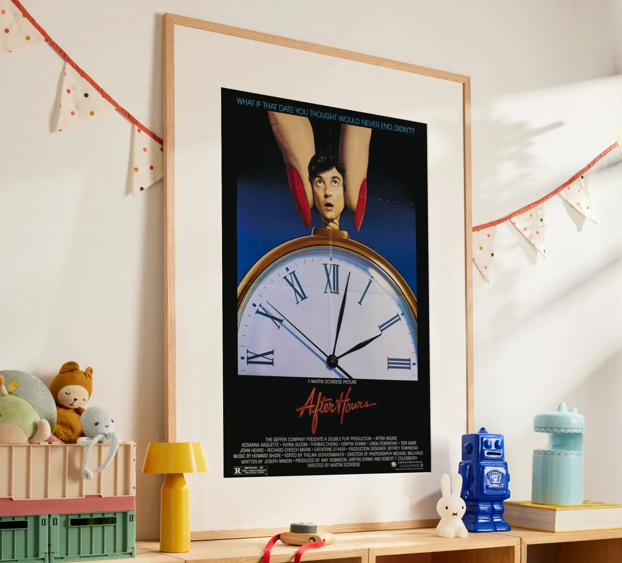 After Hours Movie poster con telaio in alluminio da Attaboy Dsgn
