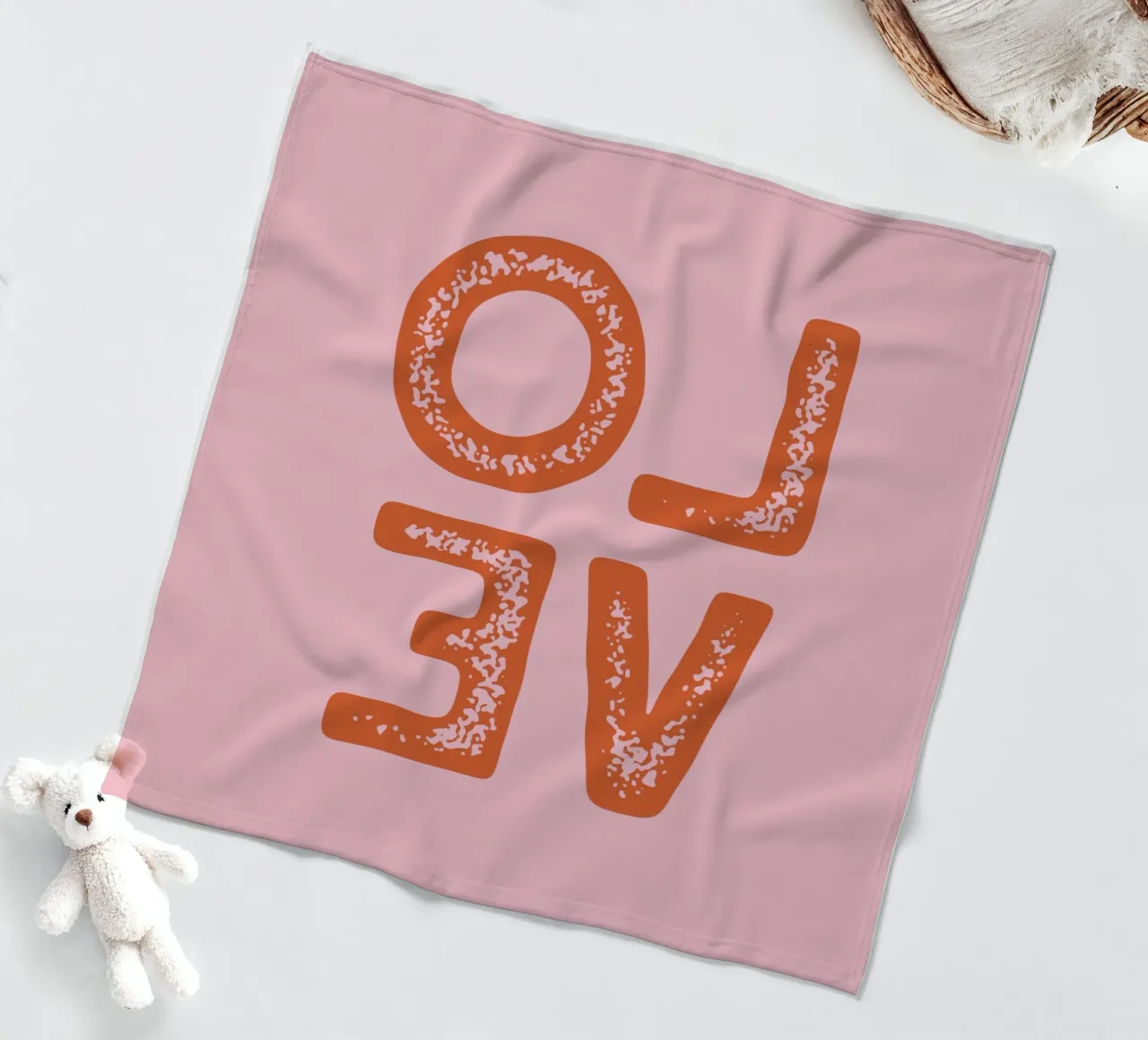 LOVE Fleecedecke von treechild