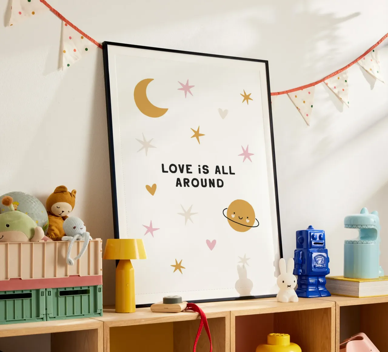 Love Is All Around poster da treechild