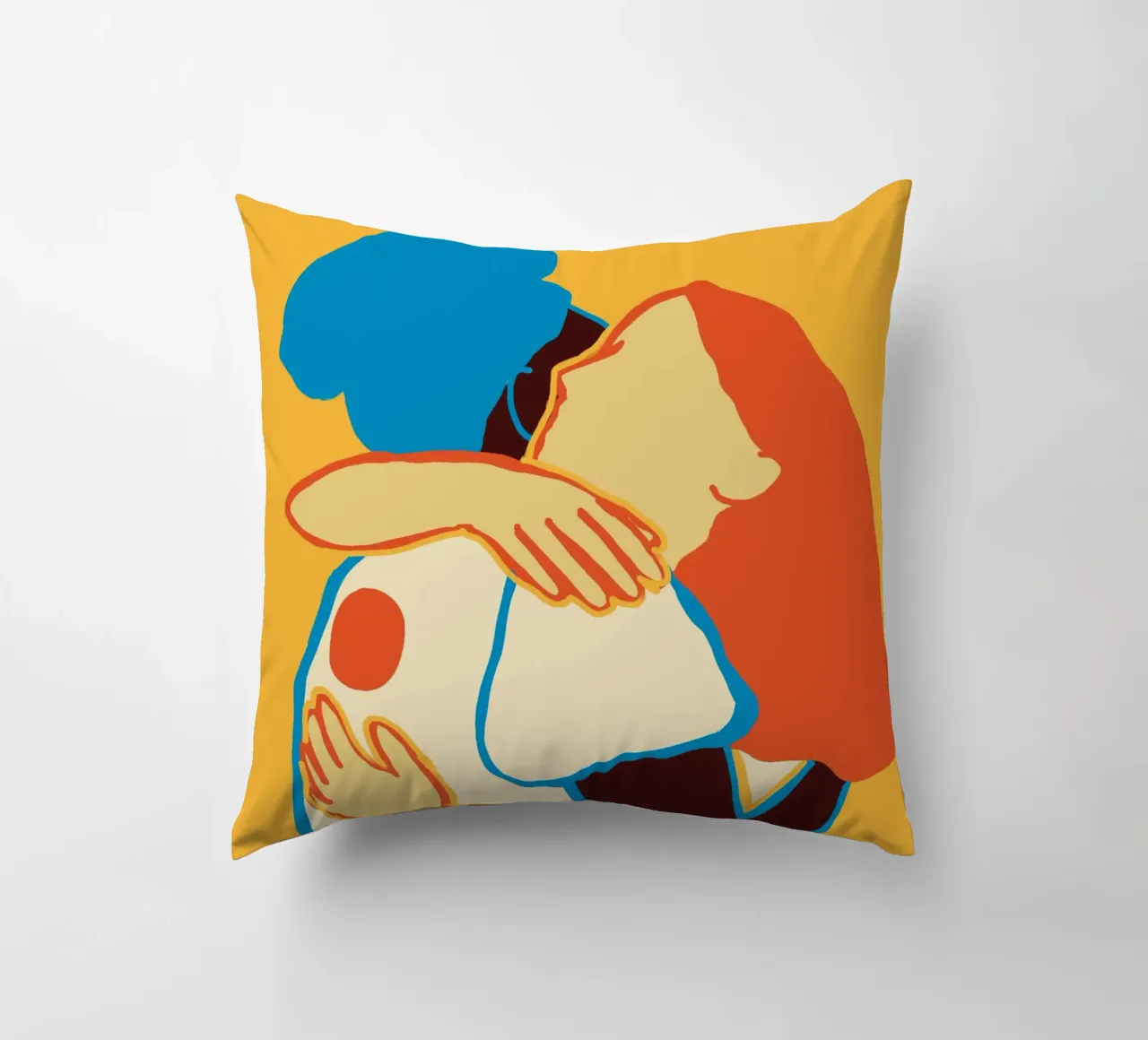 L'abbraccio colorato di due donne cuscino da tainah negreiros