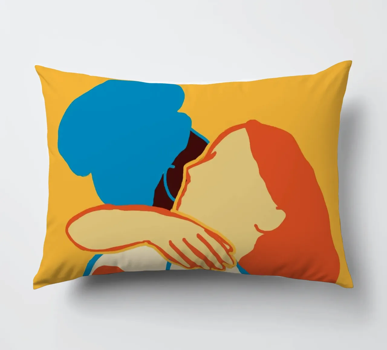 L'abbraccio colorato di due donne cuscino da tainah negreiros