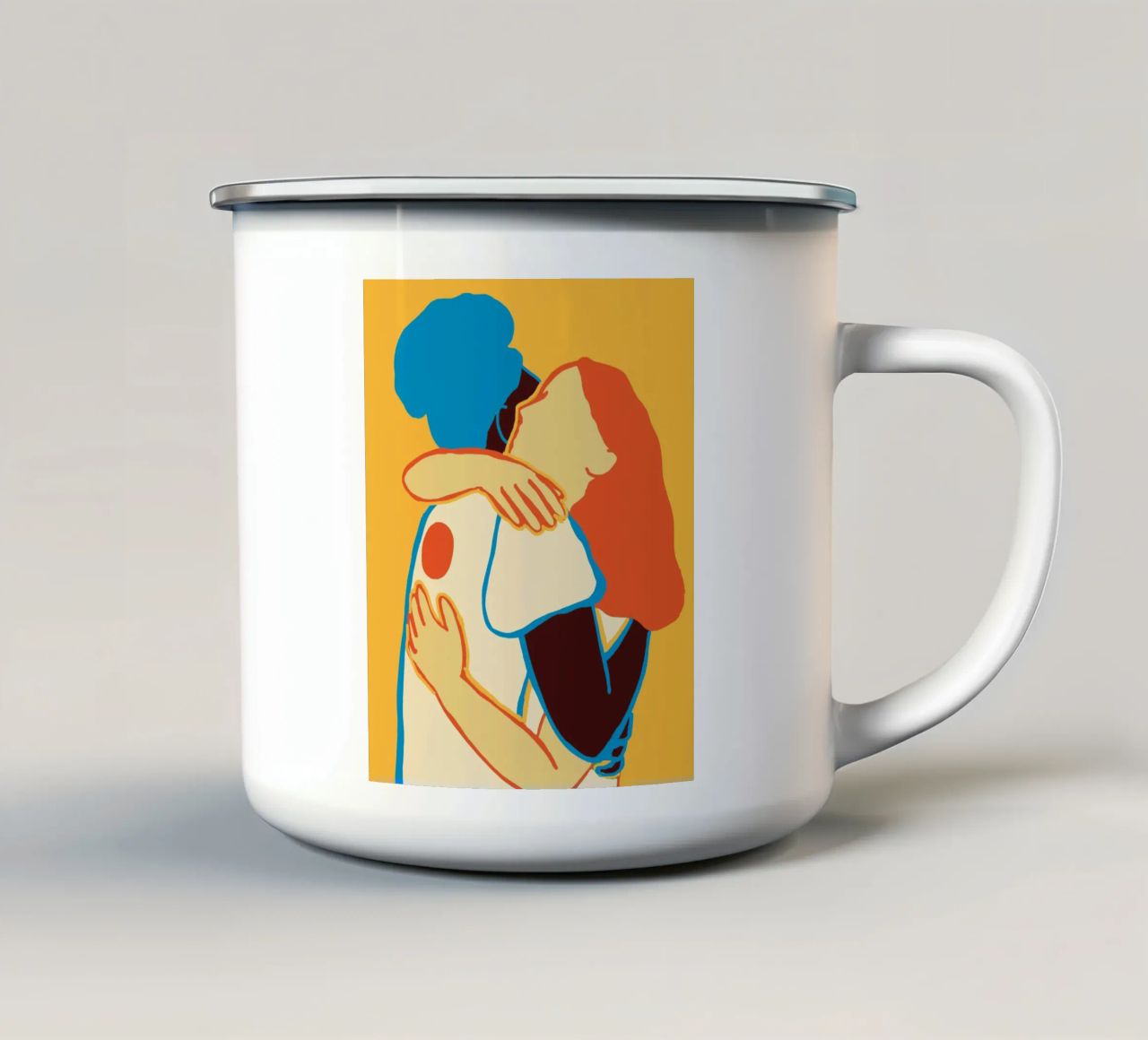 L'abbraccio colorato di due donne tazza in smalto da tainah negreiros