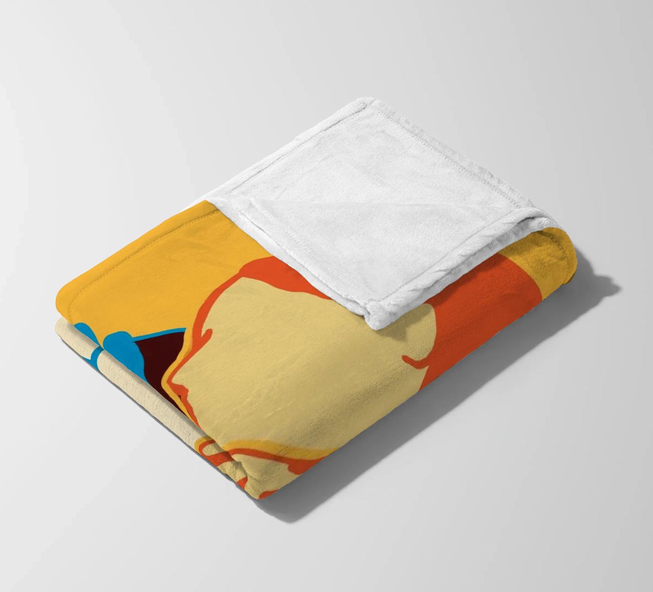 L'abbraccio colorato di due donne coperta in pile da tainah negreiros