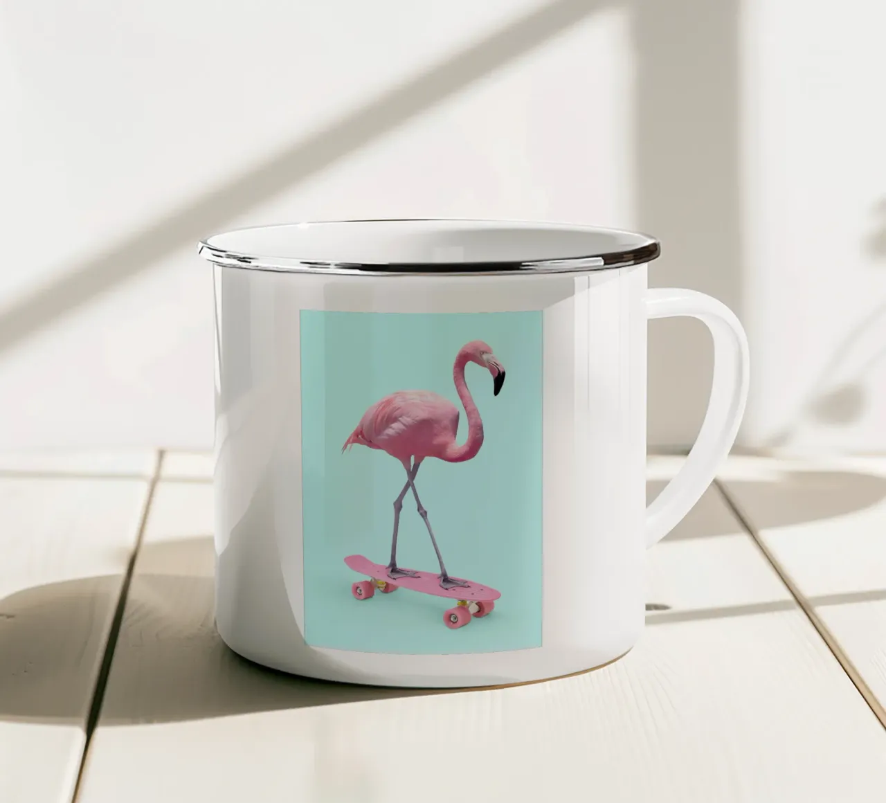 Skate Flamingo taza de esmalte de Paul Fuentes Design