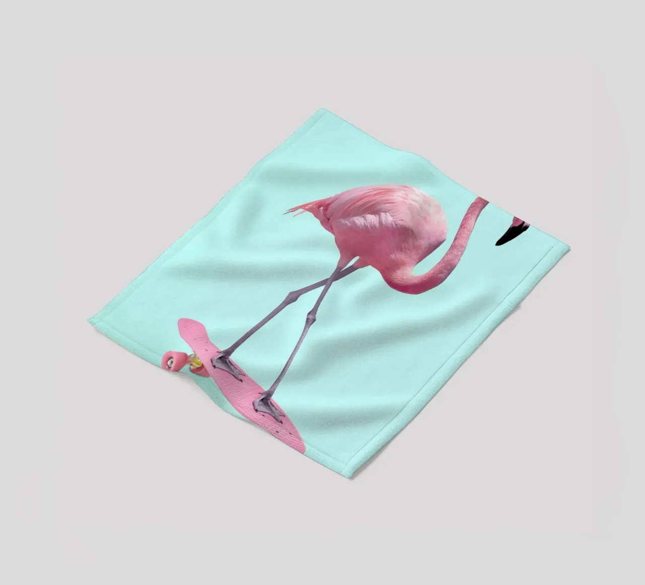 Skate Flamingo coperta in pile da Paul Fuentes Design