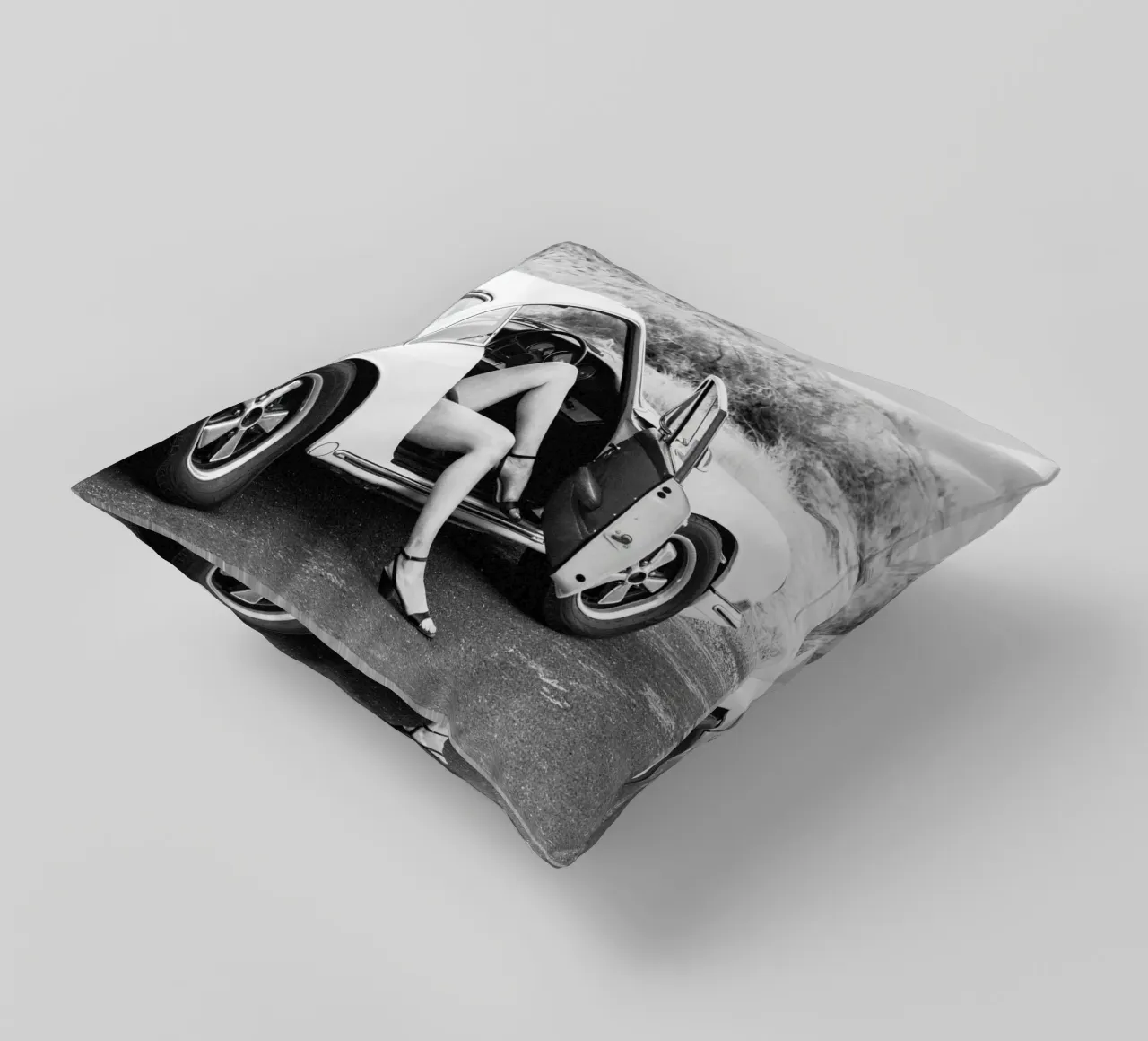 Heels And Wheels cuscino da Dagmar Pels