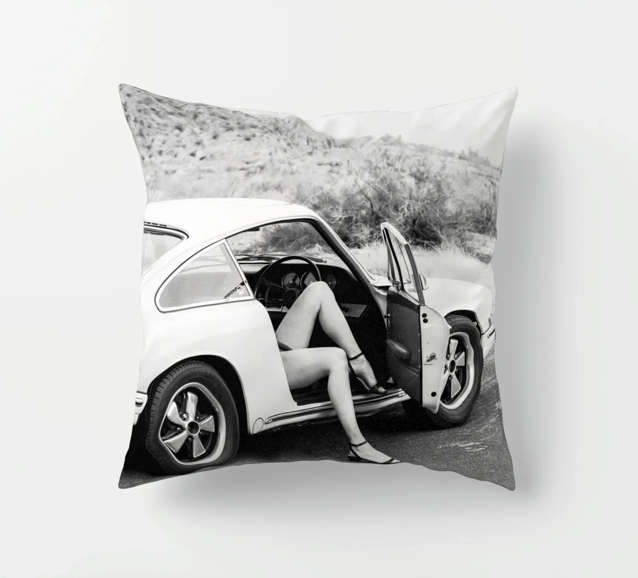Heels And Wheels cuscino da Dagmar Pels