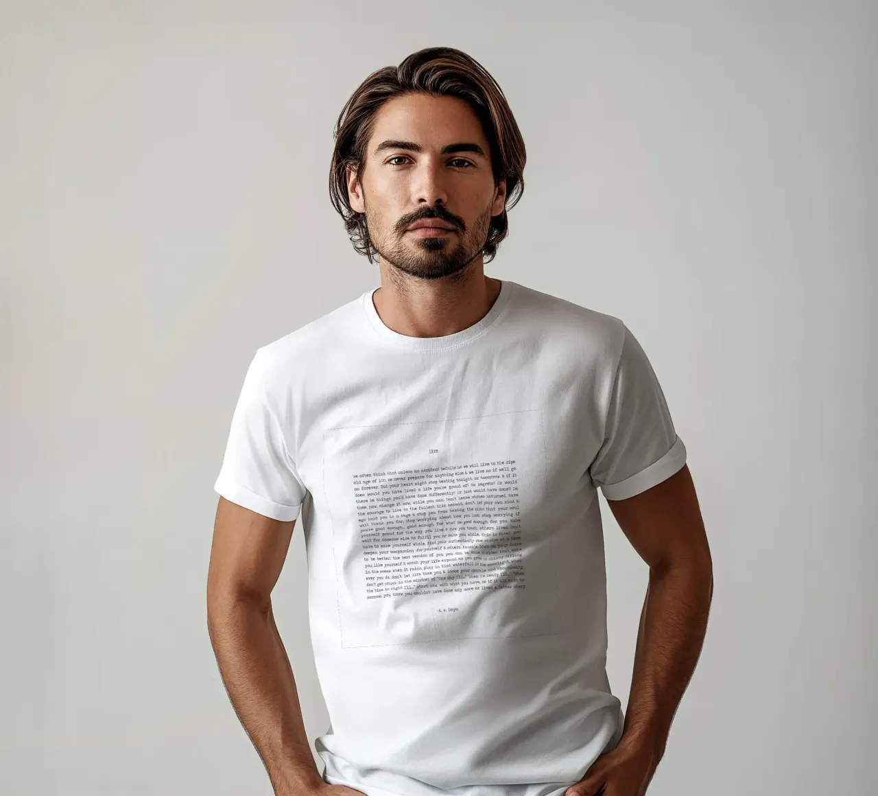 Vivere la vita al massimo minimalista Citazione in bianco e nero t-shirt da Summer Soul Co. - Quotes