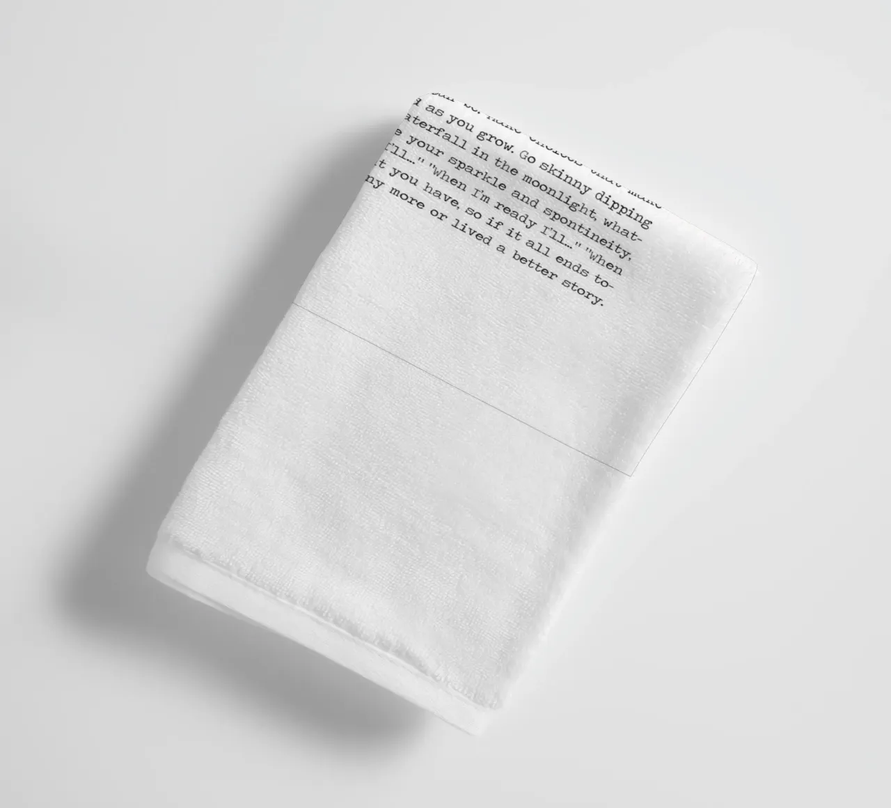 Vivere la vita al massimo minimalista Citazione in bianco e nero asciugamano da bagno da Summer Soul Co. - Quotes