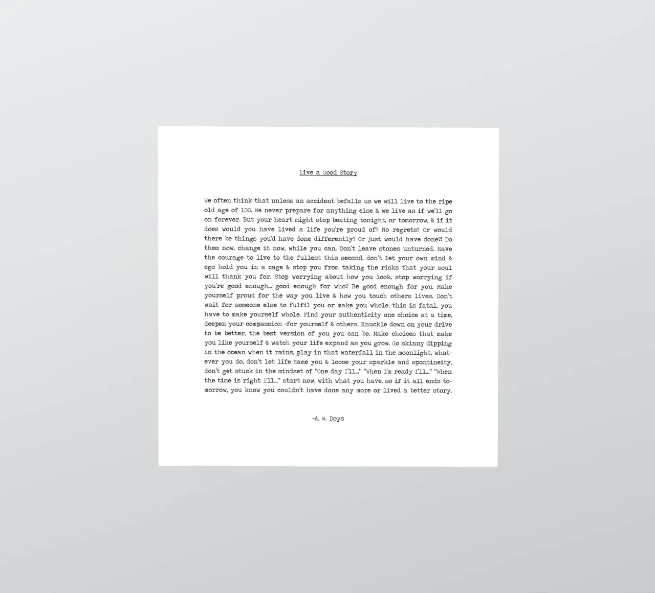Vivere una buona storia citazione lunga Minimalista in bianco e nero adesivo da Summer Soul Co. - Quotes