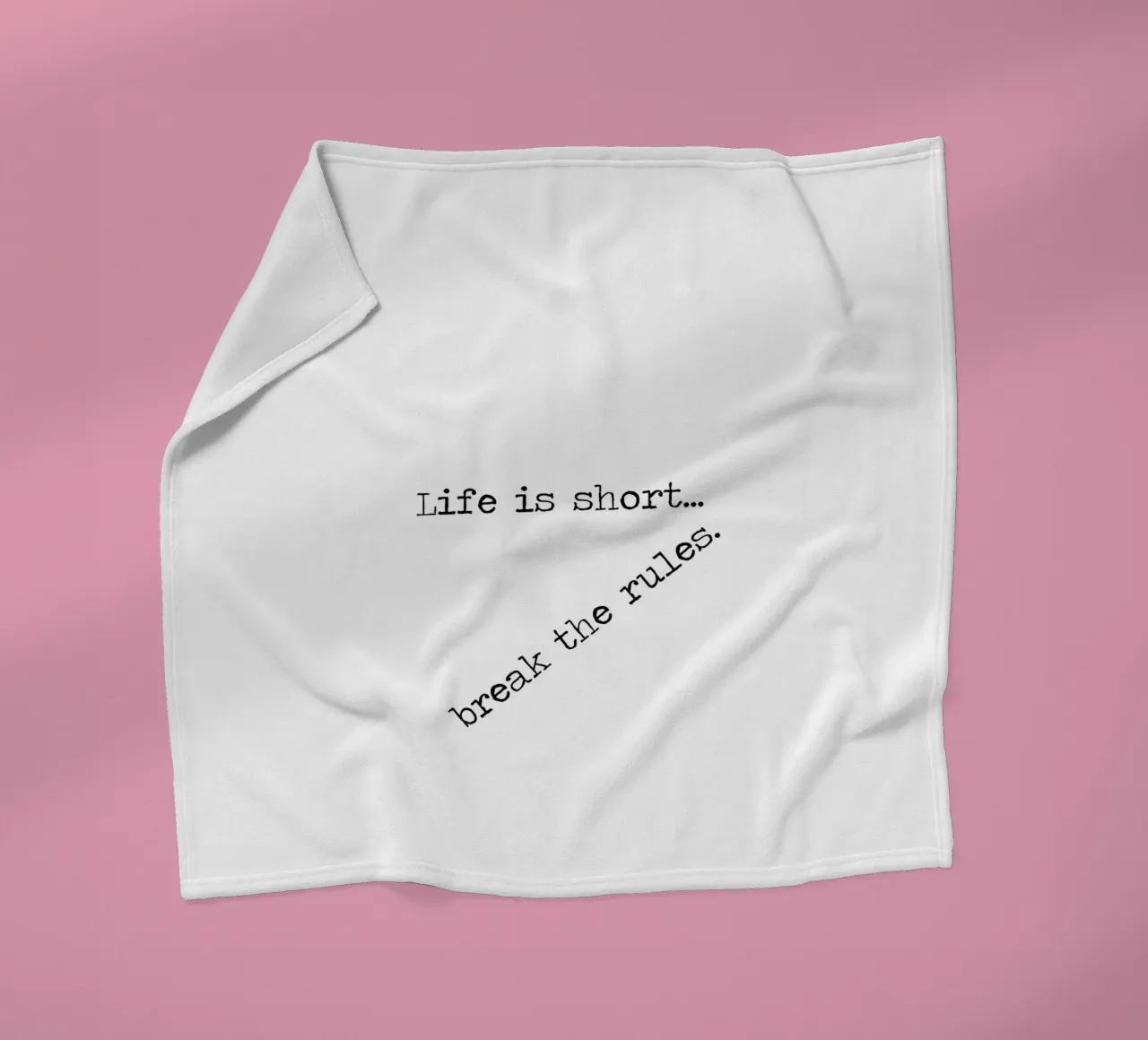 La vita è breve, infrangi le regole - Citazione tipografica minimalista coperta in pile da Summer Soul Co. - Quotes