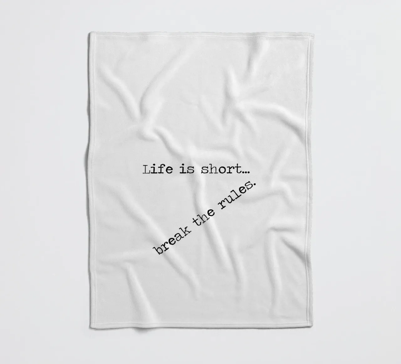 La vita è breve, infrangi le regole - Citazione tipografica minimalista coperta in pile da Summer Soul Co. - Quotes