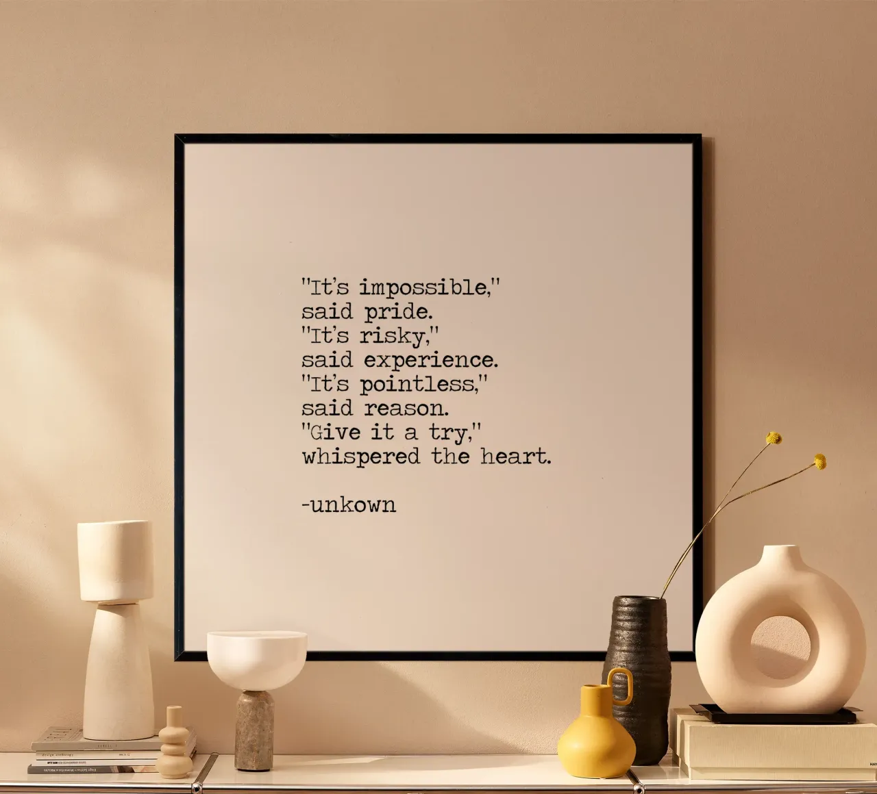 È impossibile dire che l'orgoglio ci prova, sussurra il cuore. poster da Summer Soul Co. - Quotes