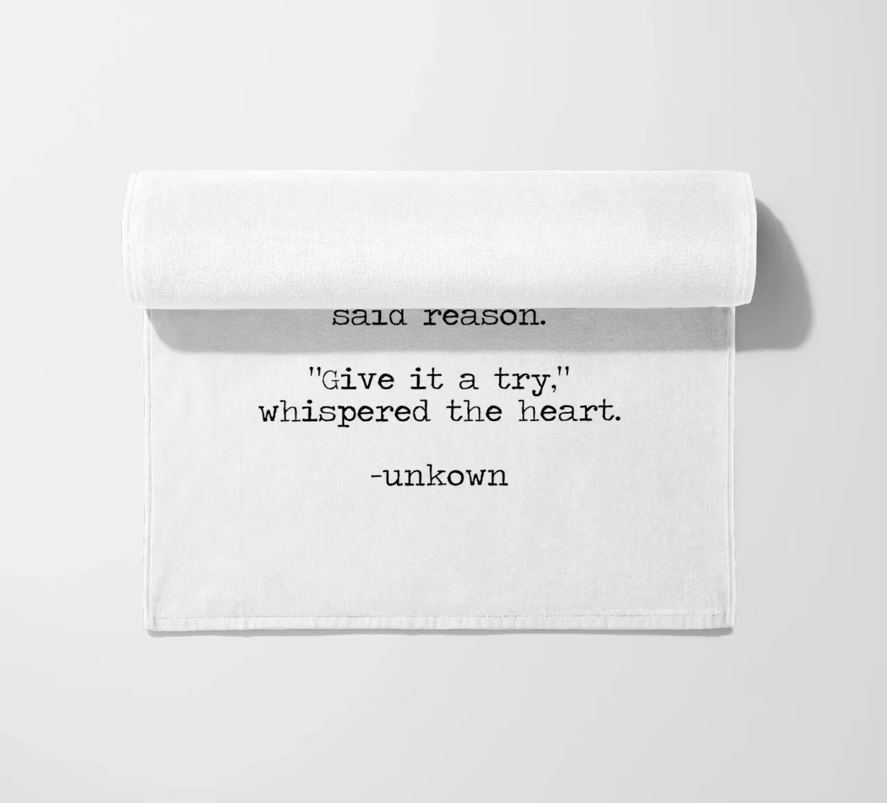 Impossibile diceva l'orgoglio, provarci sussurrava il cuore telo mare da Summer Soul Co. - Quotes