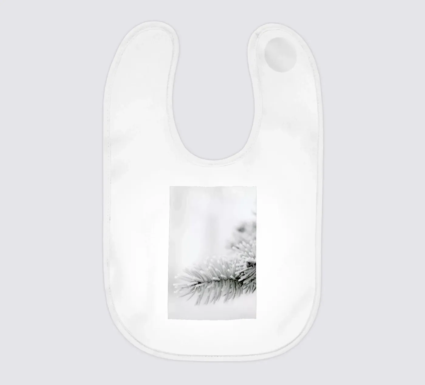 White Babylätzchen von Studio Nahili