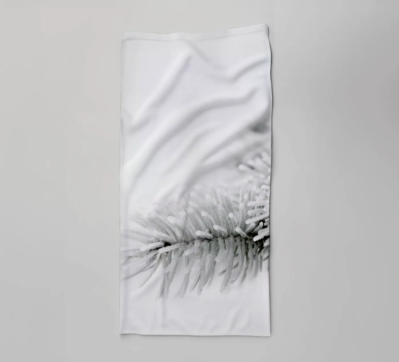 White Handtuch von Studio Nahili