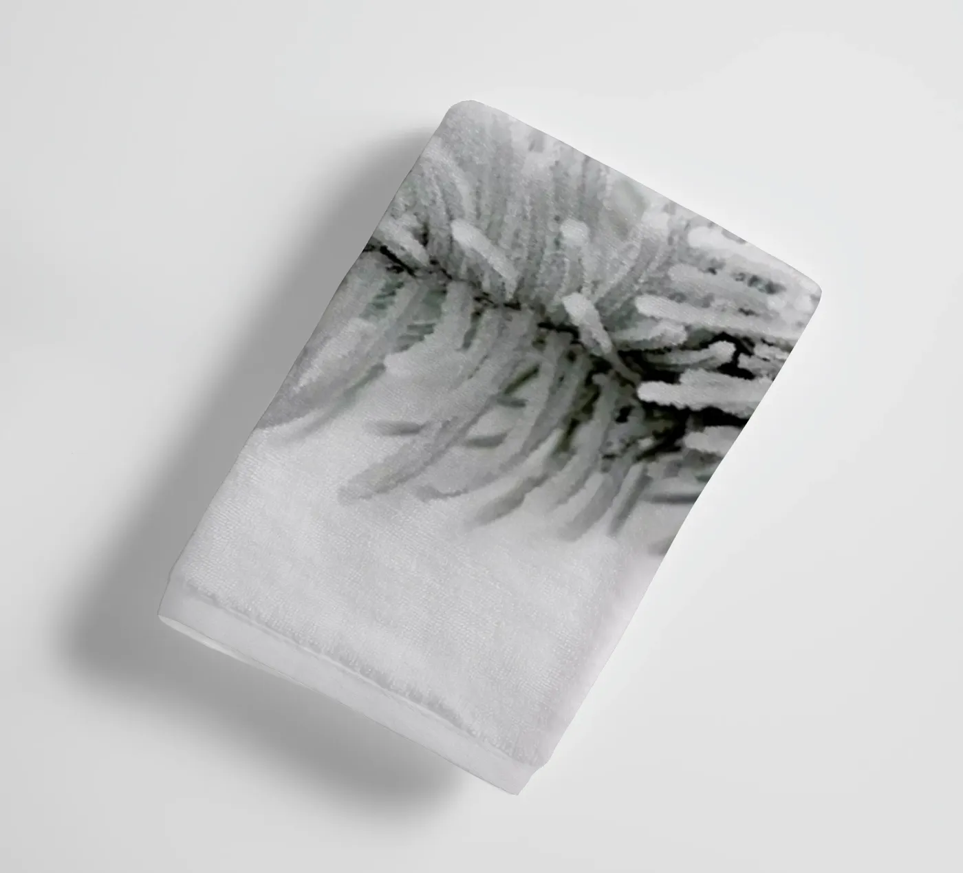 White Handtuch von Studio Nahili