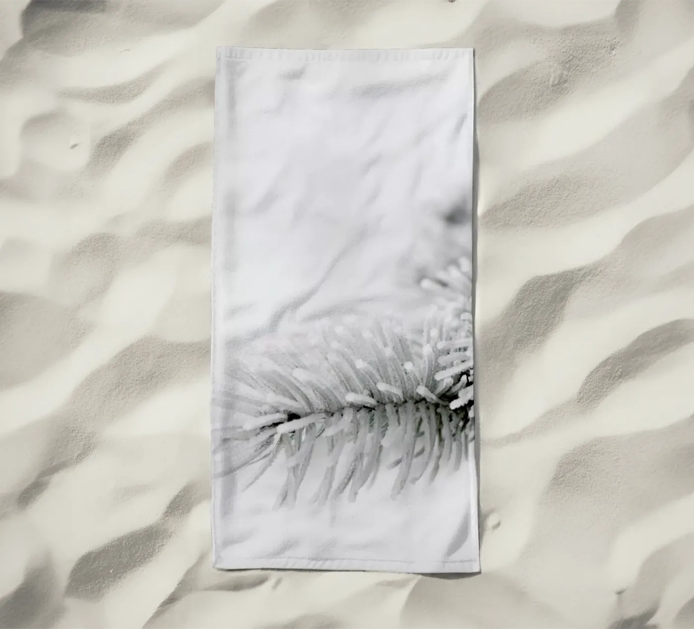White strandhanddoek van Studio Nahili