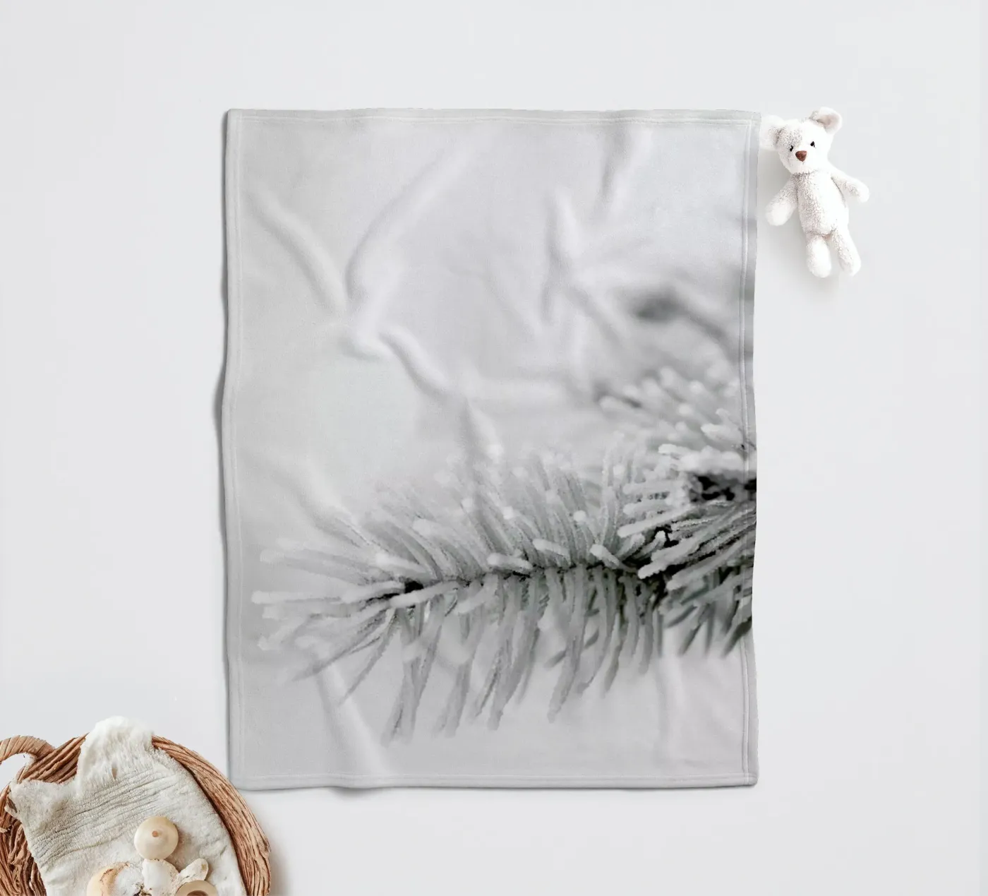 White Fleecedecke von Studio Nahili