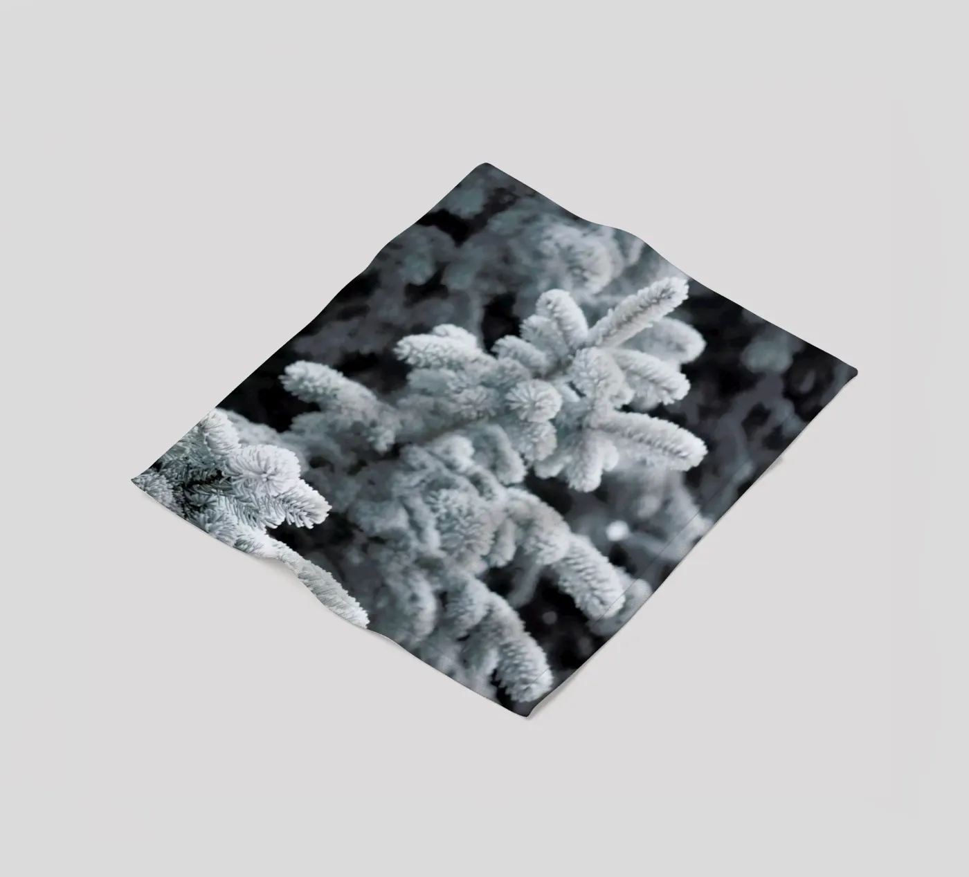 Winter Forest Fleecedecke von Studio Nahili