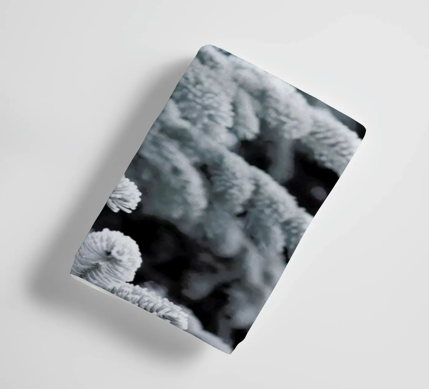 Winter Forest badhanddoek van Studio Nahili