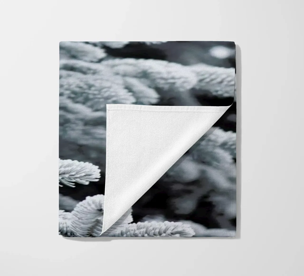 Winter Forest telo mare da Studio Nahili