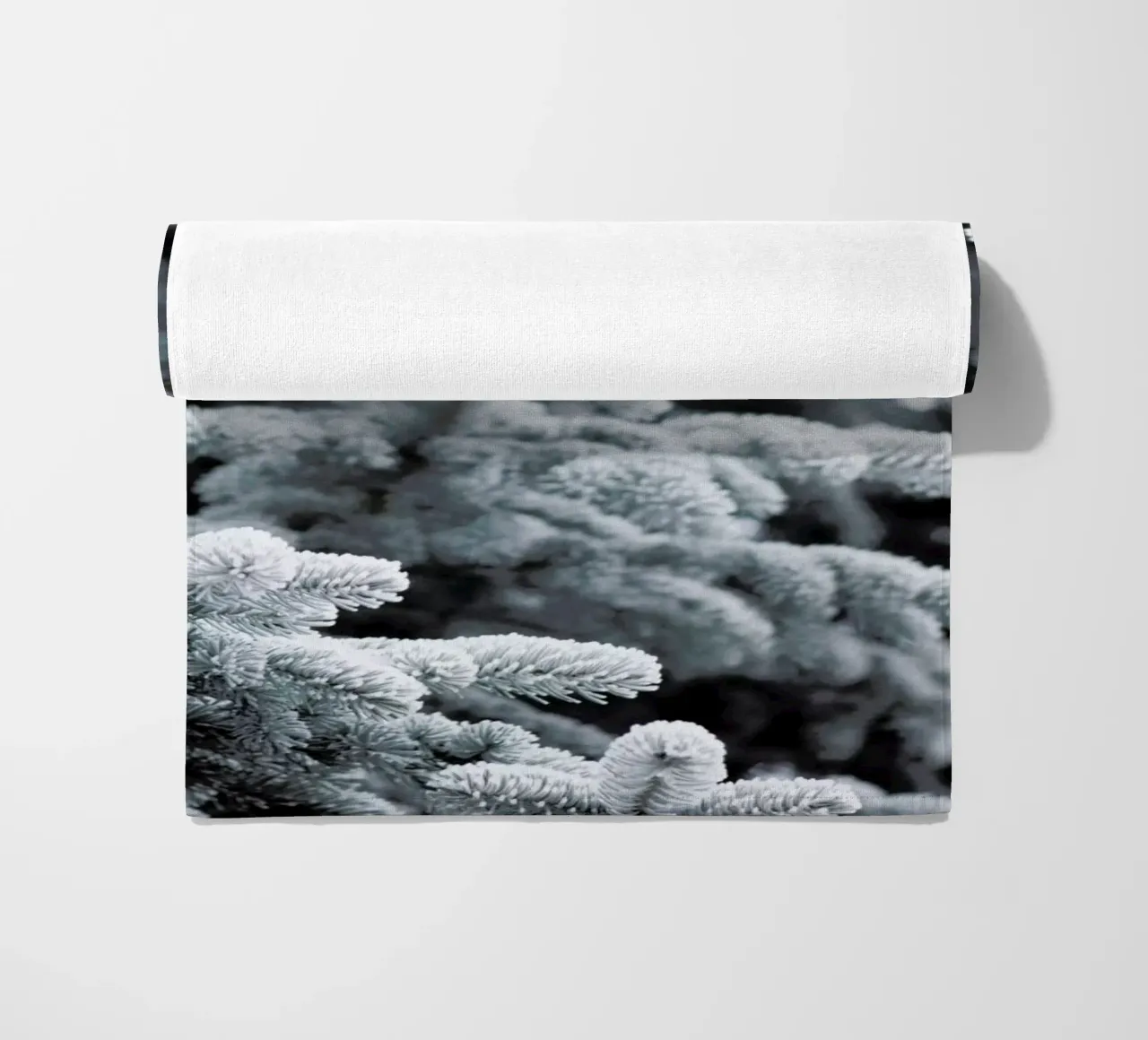 Winter Forest telo mare da Studio Nahili