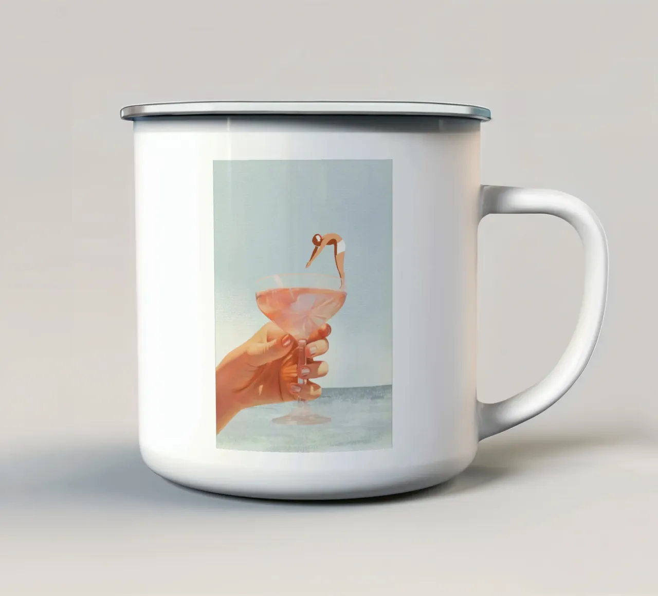 Sip And Dive - Cocktail Collage tazza in smalto da Dagmar Pels