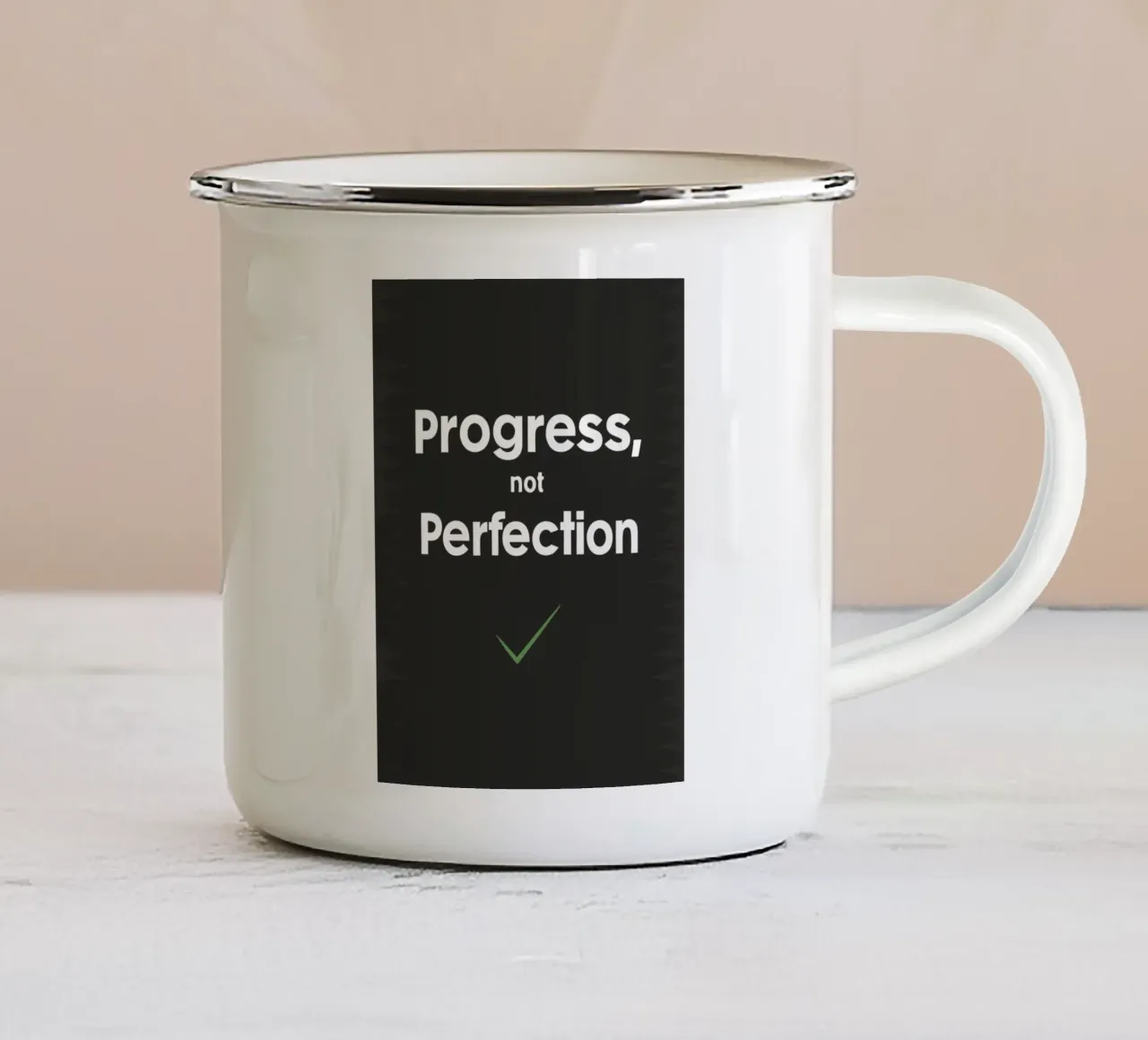 progresso non perfezione tazza in smalto da logic