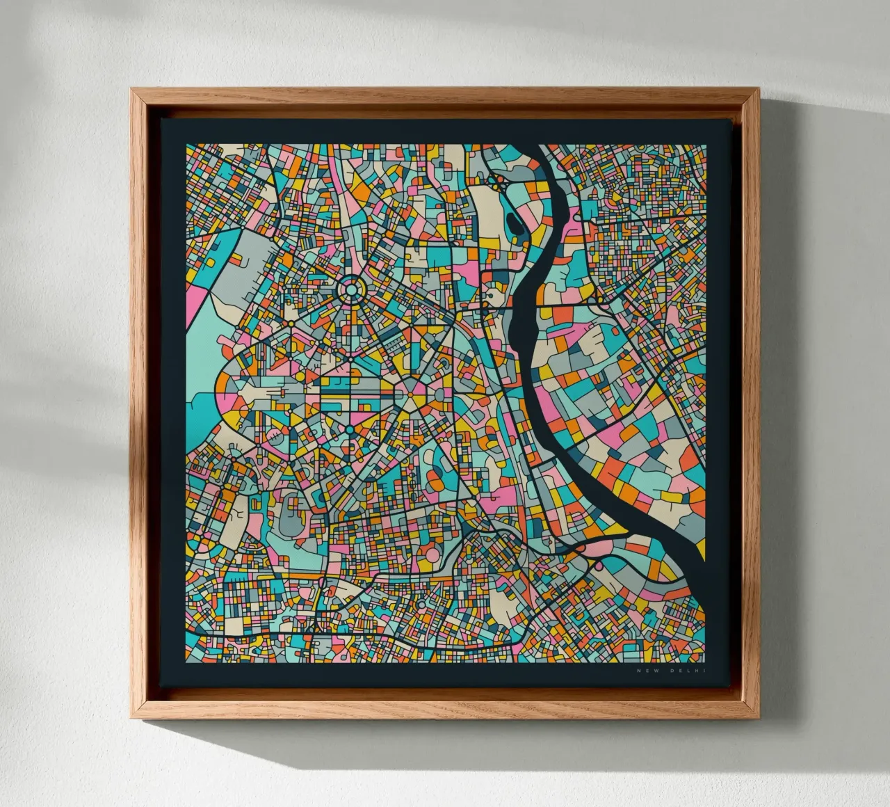 NEW DELHI MAP tela con Cornice a cassetta da Jazzberry Blue