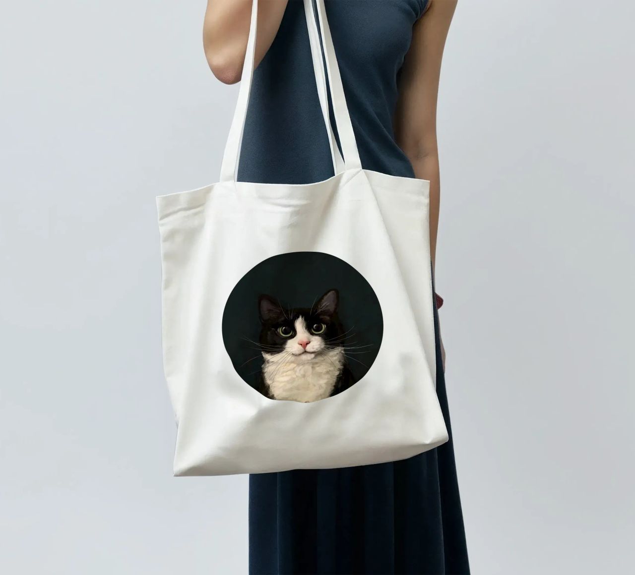 Tuxedo Cat Portrait borsa in juta da Laura Graves