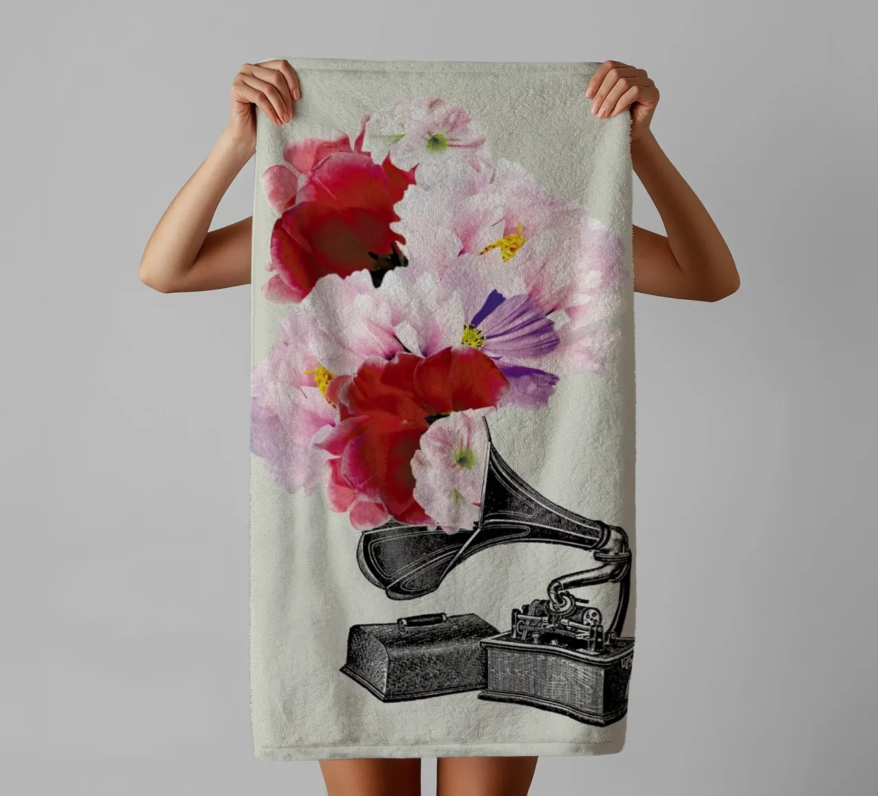 Blumophon towel by Amy & Kurt