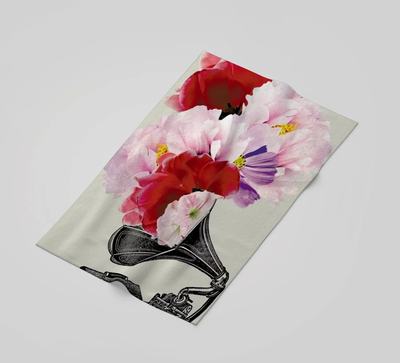 Blumophon beach towel by Amy & Kurt