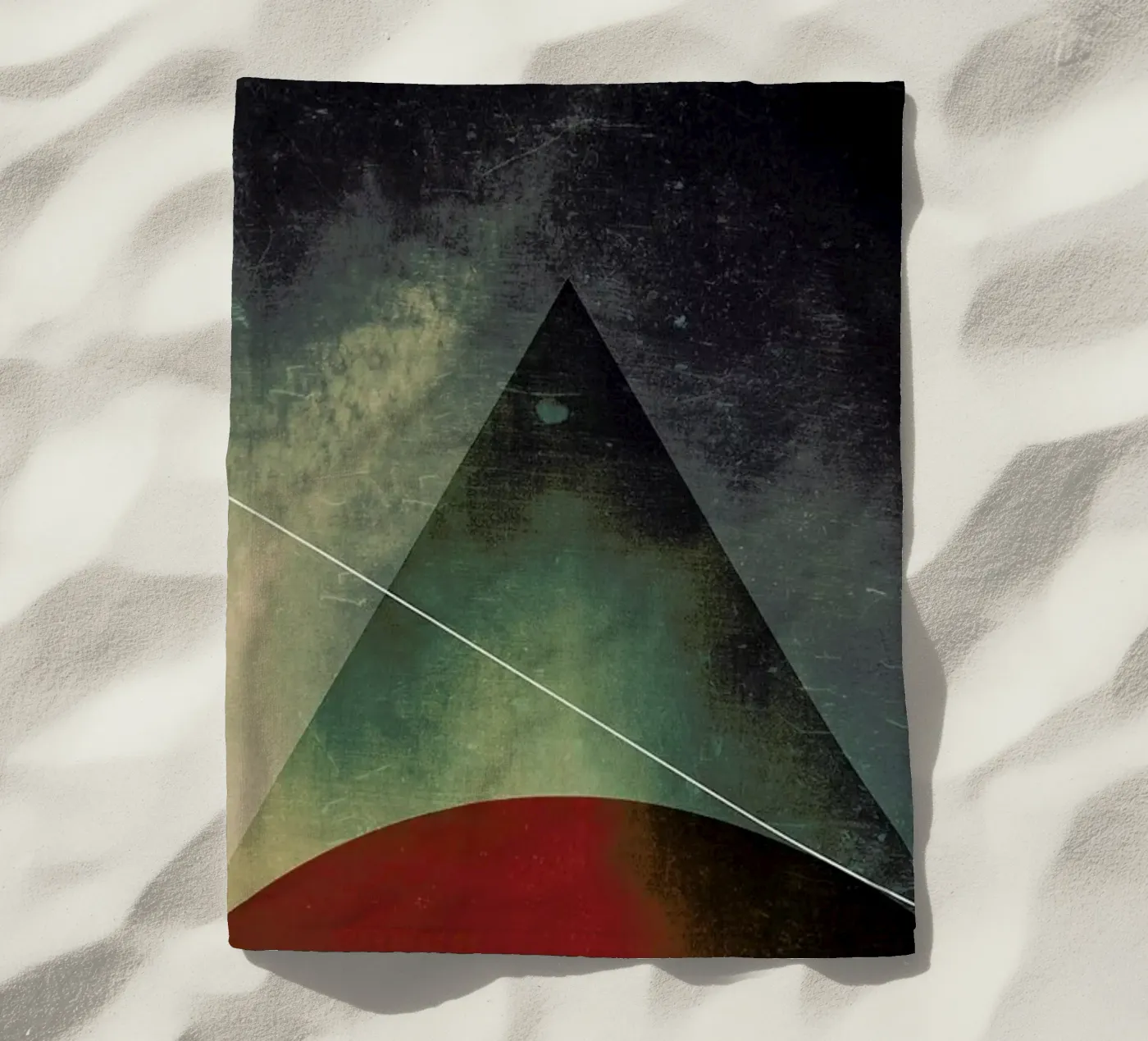 Triangle circle half Strandtuch von Danny Ivan