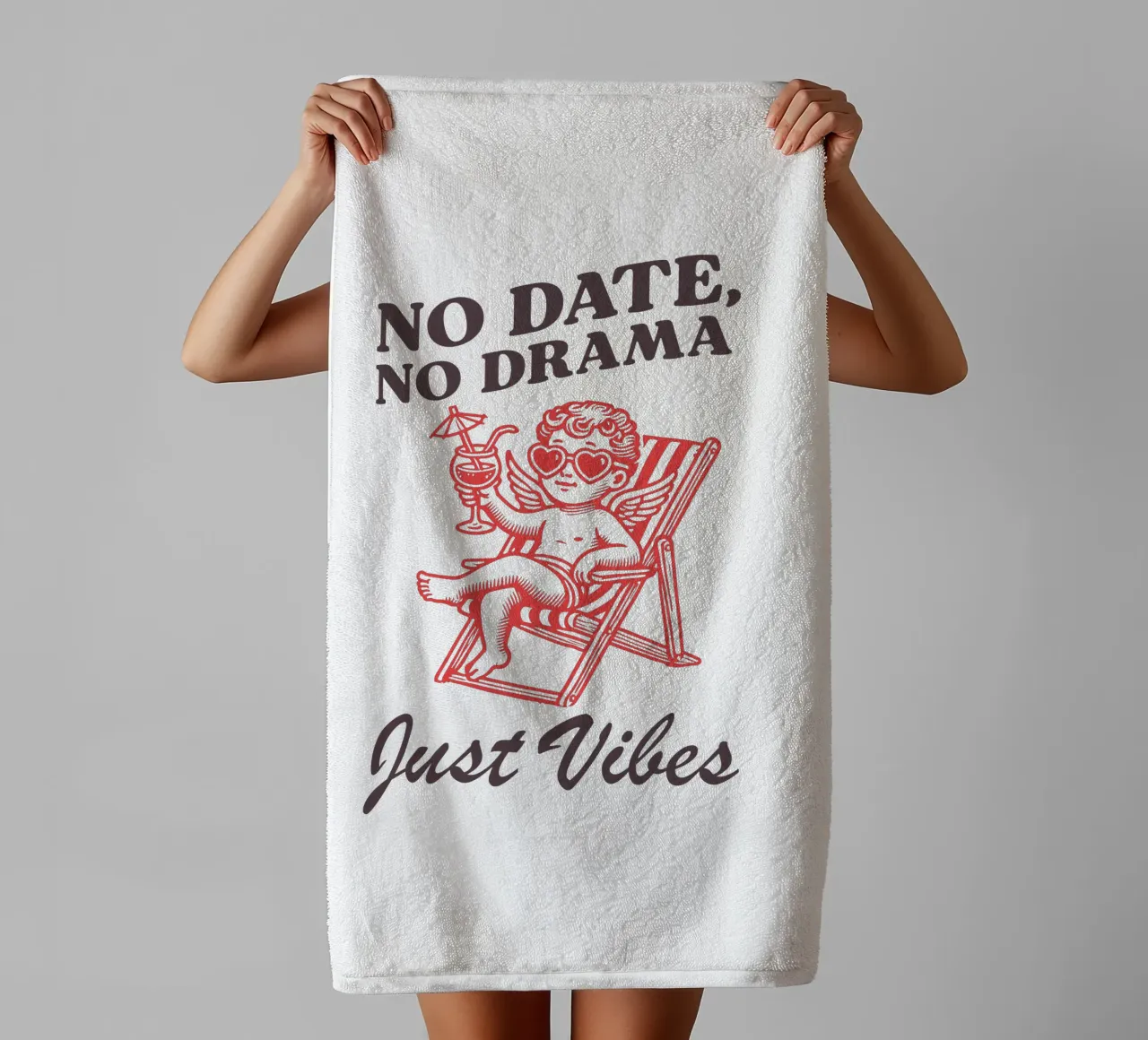 No Date, No Drama, Just Vibes. asciugamano da bagno da edsonramosart