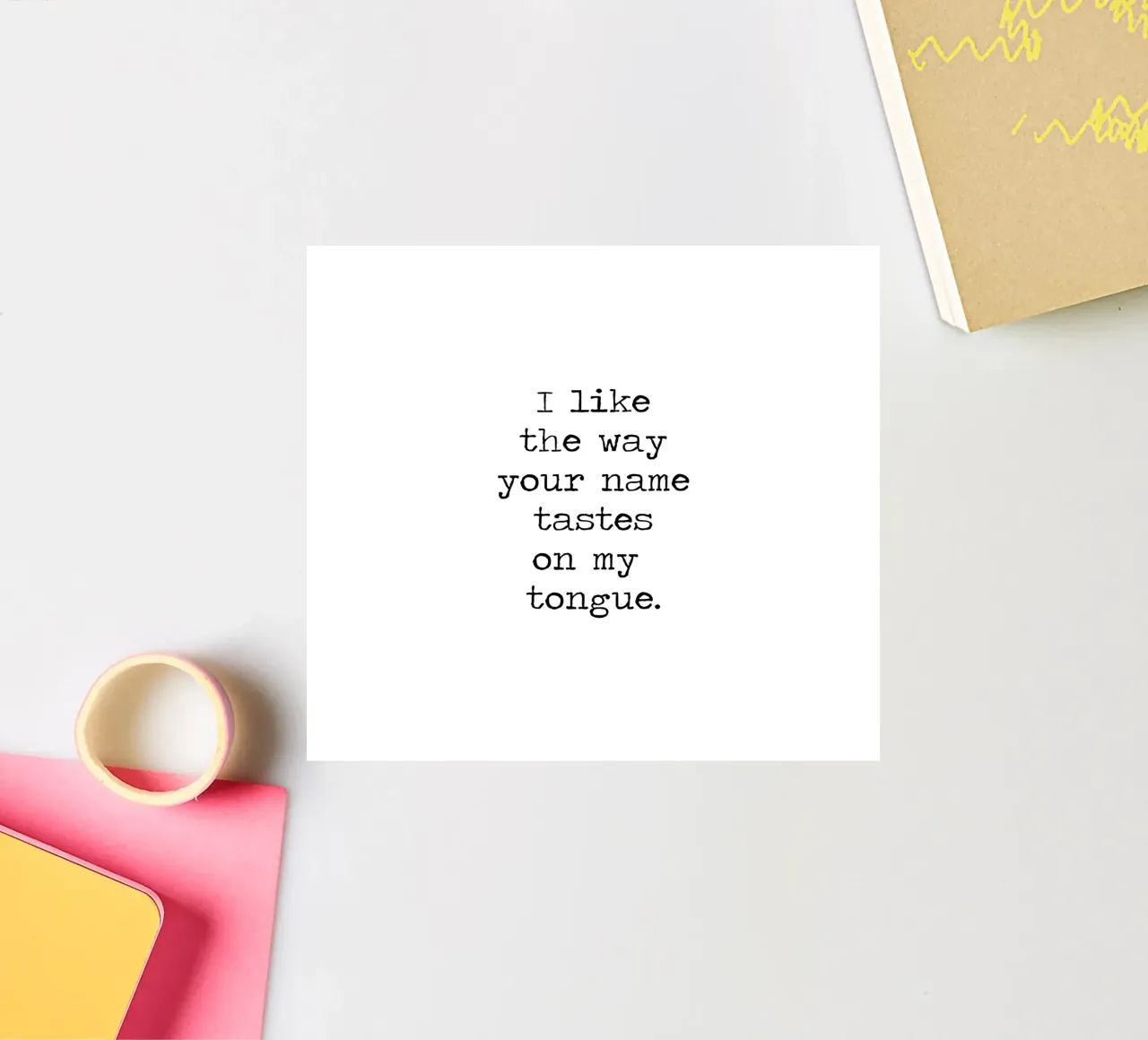 Ich liebe es, wie dein Name auf meiner Zunge schmeckt - Zitat Sticker von Summer Soul Co. - Quotes