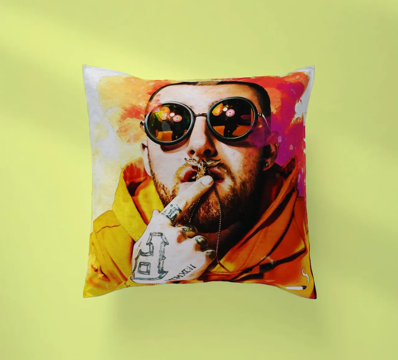 Sbaffo Mac Miller Ritratto cuscino da Gunawan Rb