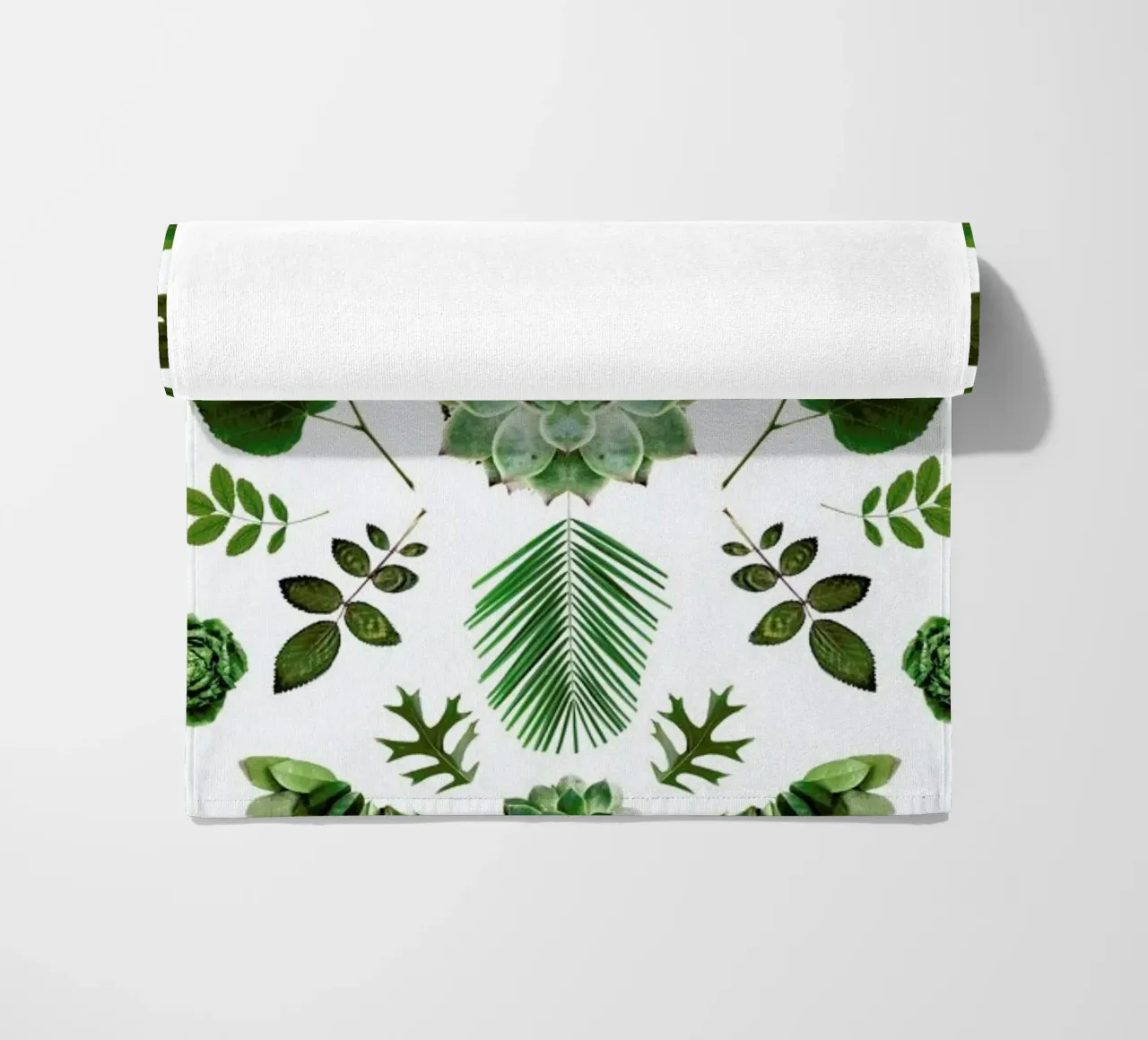 Green Collage telo mare da Miles of Light