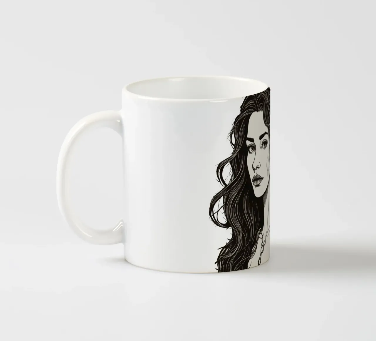 Portrait d'une femme entourée d'éléments d'art abstrait dépi mug en céramique de DesignDoodle