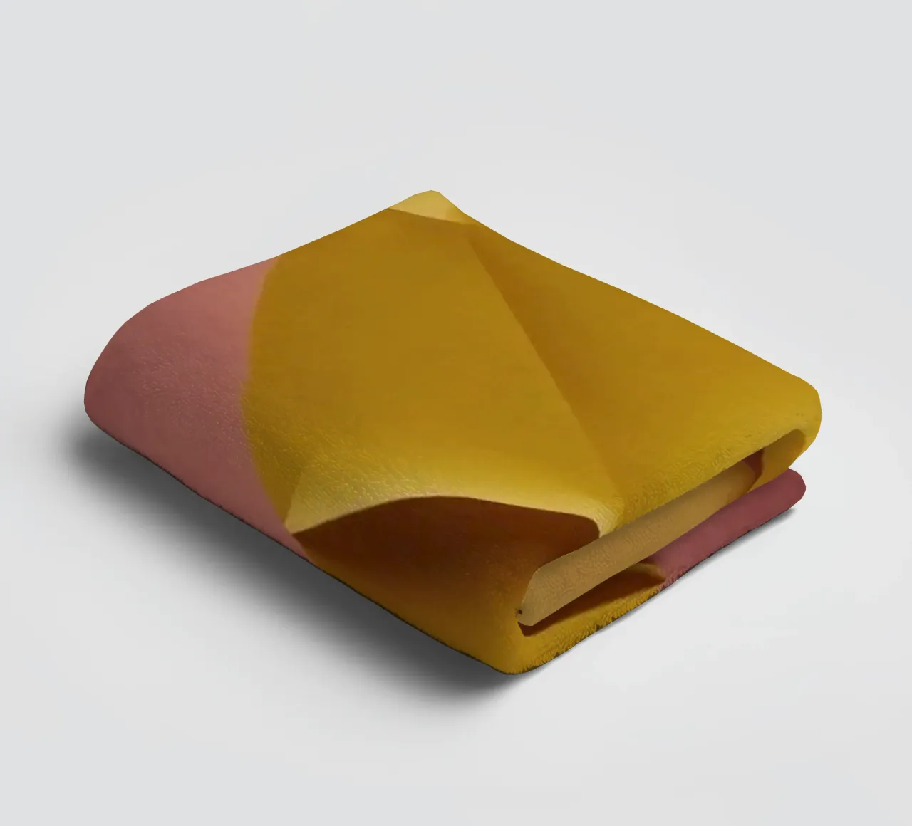Coeur créatif en origami jaune sur fond de papier serviette de bain de DesignDoodle