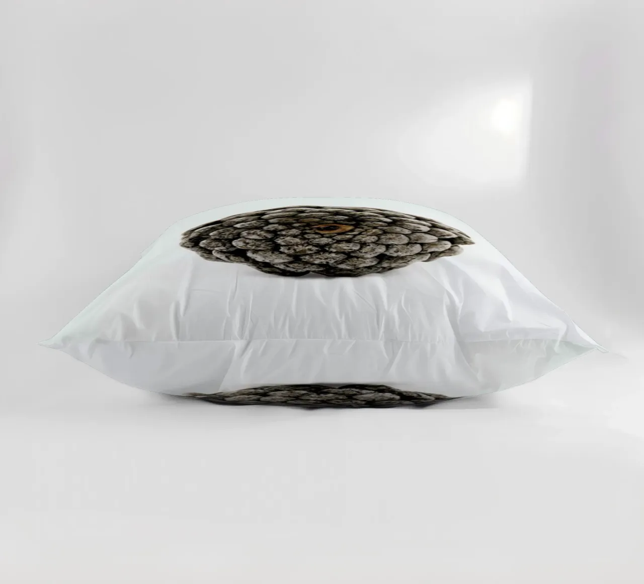 Pinecone N2 cuscino da Miles of Light